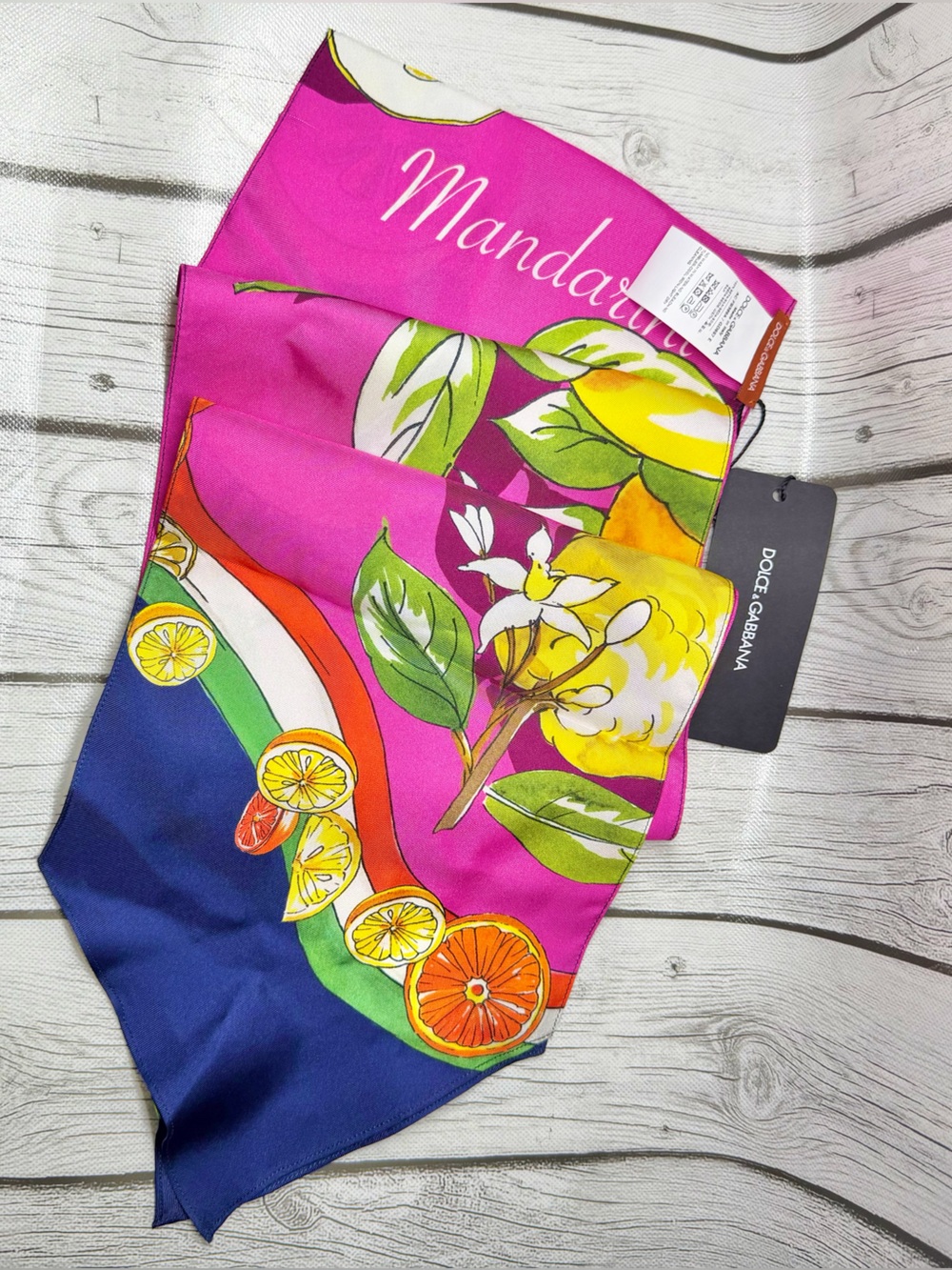 BRAND NEW Dolce & Gabbana Capri Citrus 100% Silk Scarf